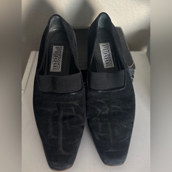 Gianfranco Ferre Other - Gianfranco Ferre Elegant Black Loafers size 39